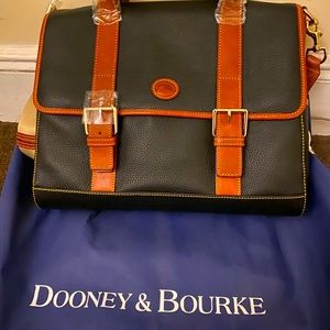 NEVER USED Dooney & Bourke bag